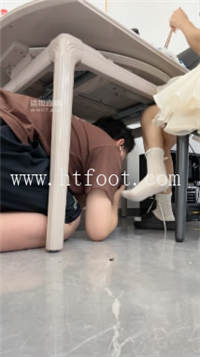 141001fe90wxzu9j5xoyey.jpg