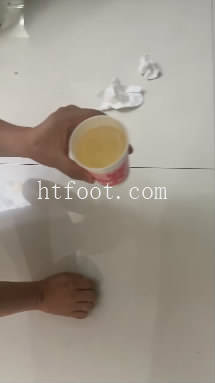 081309cho64bhdh4mh26d6.jpg
