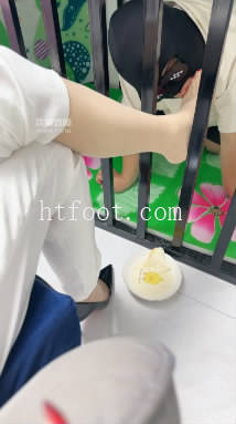 083823j1cmam9olu8uc8mf.jpg