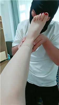 thakn3tiz11.jpg