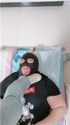 ps0kgj4hcz1.jpg
