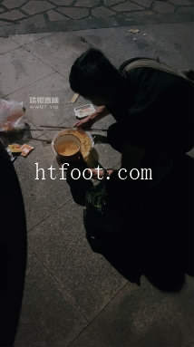 113457uwbk1wtn3mm3kmm1.jpg