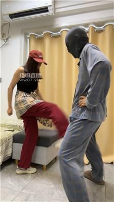 1no5gyuj1yv.jpg