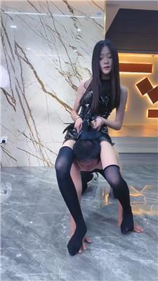 ymsq2kstov2.jpg