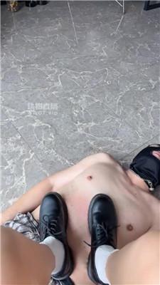 cr1gir3pqzo.jpg