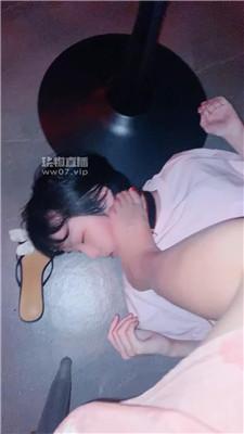 z4tvb5e3c5a.jpg