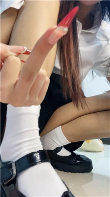 in4hrpgk3ew.jpg