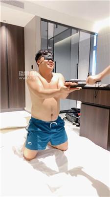 bervwbx1fjc.jpg