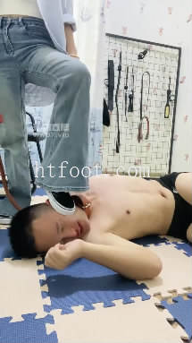 100528o32y8f8nynn32fyf.jpg