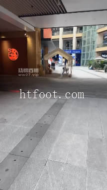 102155wt83c6274mvktx27.jpg