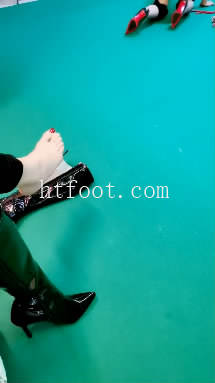 155912bjki7ee6iiqfemf7.jpg