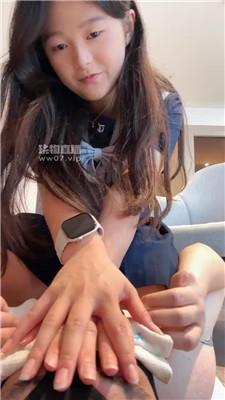 q2e5504an4f.jpg