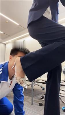 nkmtjj44z30.jpg