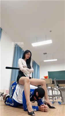 3bfsy1f05zd.jpg