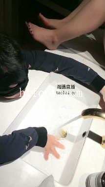 145158kt0g88bap8v9yhva.jpg