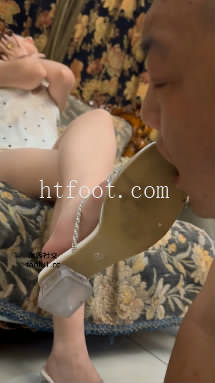 135558gchh5s050b75ftvd.jpg