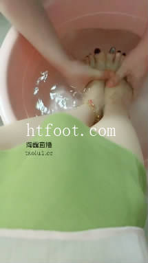 143000f1vivcv43i1eau6u.jpg