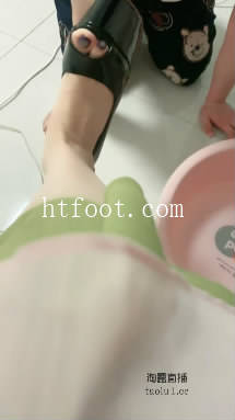 143001bs68s88n18h7b631.jpg