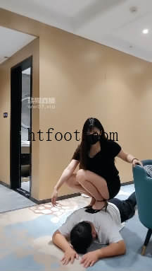 144308r3gb86zb84otwg82.jpg