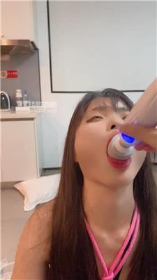 cmvbckrq25q.jpg