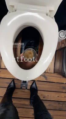 155024mzfgtc4toof4t44o.jpg