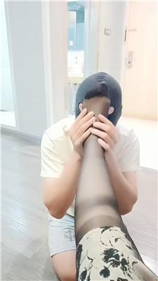 e1la3n0oikq.jpg