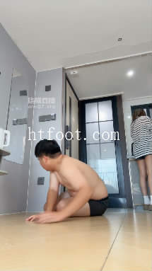 170255yvg2xv2228m294v8.jpg
