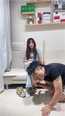 eubgwnof0xi.jpg