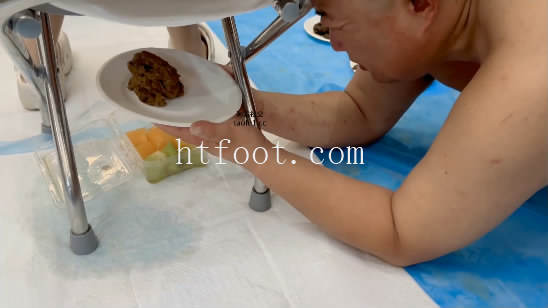 174136g872p88w2f88p88c.jpg
