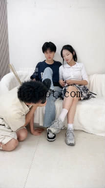 190334r4zwaq3w4w0g042q.jpg