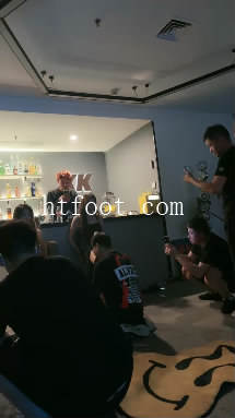 044221v3q3cdocjf5xx346.jpg