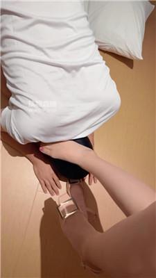 niydv5btfdy.jpg
