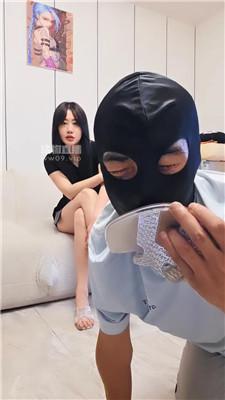 bs12ohw2jtn.jpg
