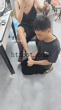 042042r4fxzi06861f863z.jpg