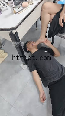 042042fmqomcflc88lq42y.jpg