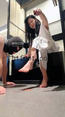 042254er8tkkkl39a89z81.jpg