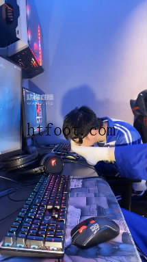 042332ibnbq6fuwbdzd3mf.jpg