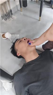 z0re0vfhqhq.jpg
