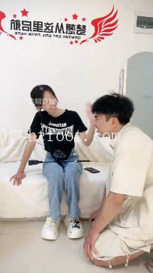 035131i43jnl99nmxzmnee.jpg