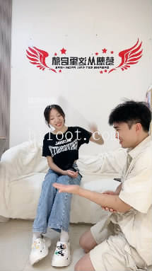 035137e4x1fq9844fxc1yy.jpg