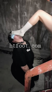 000252u0wb07y0940b7c7s.jpg