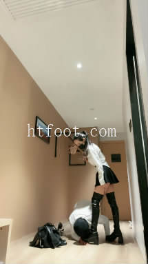 045532d9dm9dlzgumqzaav.jpg