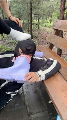btmkzl3aby0.jpg