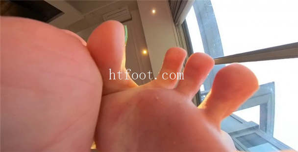 072028cl6376312w6vmhuf.jpg