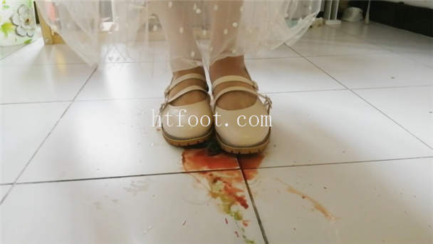 124102q96z9tk7769tfkht.jpg