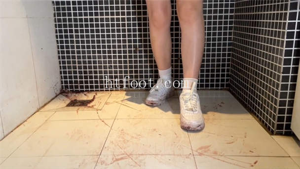 125436b7tip6sq06qizbsw.jpg