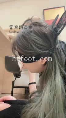 034111vanna05ja48ern86.jpg