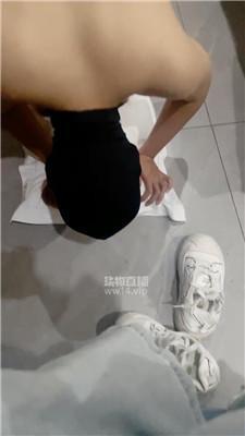 g02zxeex1po.jpg