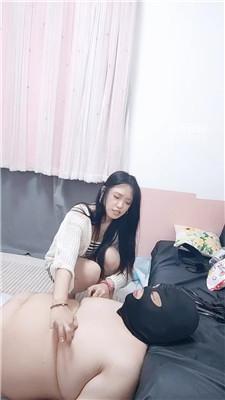 zhskw0mss2q.jpg