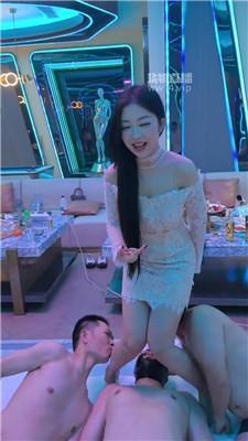 qqwlmrbpcq4.jpg